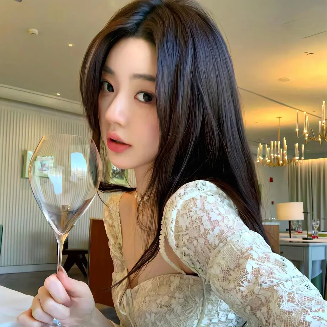 重生皇后，争做后宫第一白莲花